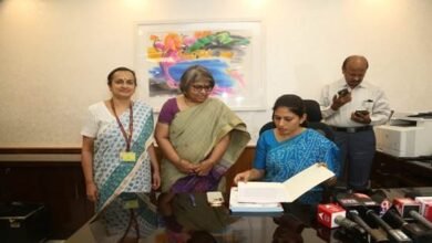 Photo of श्रीमती रक्षा निखिल खडसे ने युवा कार्यक्रम एवं खेल राज्यमंत्री का कार्यभार संभाला