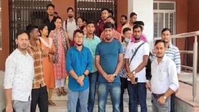 Photo of नौकरी चाहने वाले युवा नौकरी के लिए कार्यालय में उमड़ पड़े