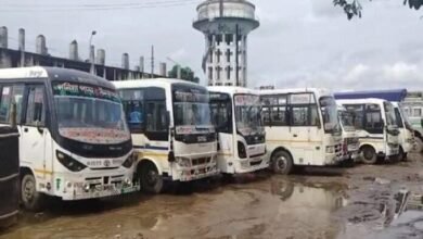 Photo of भारत सरकार के तीन नए कानूनों को वापस लेने की मांग को लेकर ड्राइवरों ने जगह-जगह बस सेवाएं बंद कर दी हैं
