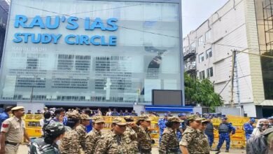 Photo of दिल्ली में यूपीएससी कोचिंग सेंटर में पानी घुसने से तीन छात्रों की मौत हो गई