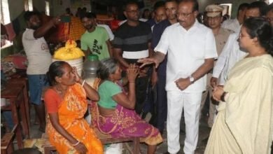 Photo of राज्यपाल ने प्रतापगढ़ में राहत शिविर का दौरा किया