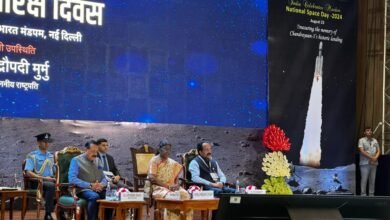 Photo of राष्ट्रपति प्रथम राष्ट्रीय अंतरिक्ष दिवस समारोह में शामिल हुईं