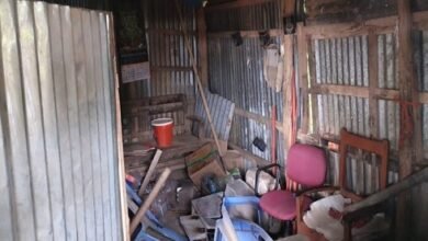 Photo of बदमाशों ने दुकान में तोड़फोड़ कर पैसे लूट लिए