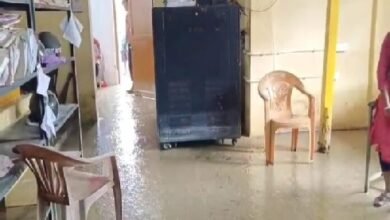 Photo of सिपाहीजला जिले के पुलिस अधीक्षक ने बाढ़ प्रभावित विशालगढ़ थाने का दौरा किया