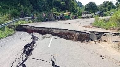 Photo of भारी बारिश के कारण असम-अगरतला राष्ट्रीय राजमार्ग यातायात ठप हो गया है