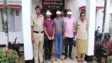 Photo of अगरतला जीआरपी थाना पुलिस ने गुप्त सूचना के आधार पर तीन भारतीय दलालों को गिरफ्तार किया