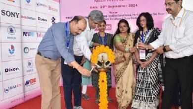 Photo of राष्ट्रीय इलेक्ट्रॉनिक्स और सूचना प्रौद्योगिकी संस्थान ने दिल्ली में अपना जॉब फेयर 2024- “युवा रोजगार मेला” आयोजित किया