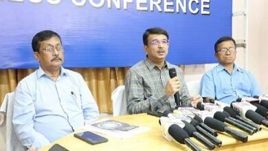 Photo of राज्य में हाल की बाढ़ में लगभग 4,279 किलोमीटर सड़कें-1,182 लिफ्ट सिंचाई और प्राथमिक स्वास्थ्य केंद्र क्षतिग्रस्त हो गए हैं: सचिव, बंदरगाह और स्वास्थ्य विभाग