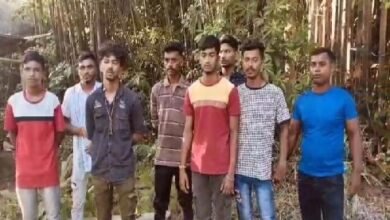 Photo of सेकरकोर्ट में बदमाशों ने नौ कर्मियों से मारपीट कर मोबाइल फोन व 30 हजार रुपये नकद लूट लिये