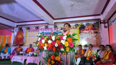 Photo of कस्बेश्वरी कालीमंडी परिसर में पारंपरिक भद्र मेला का उद्घाटन सरकार पर्यटन उद्योग विकसित कर लोगों को आत्मनिर्भर बनाने का प्रयास कर रही है: पर्यटन मंत्री