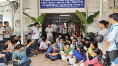 Photo of राज्य के जनजाति वर्ग के छात्र छात्रवृत्ति की मांग को लेकर आंदोलन में बैठे