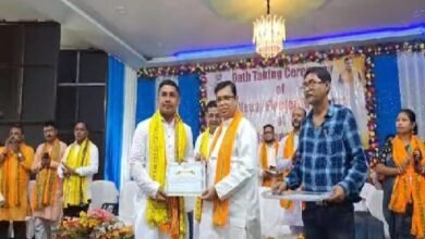 Photo of कदमतला प्रखंड अंतर्गत पंचायत समिति का शपथ ग्रहण समारोह, ग्राम पंचायत में सरकार जनता की सरकार है: मंत्री टिंकू रॉय