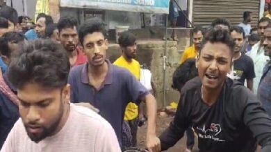 Photo of चीनी लदी गाड़ी पुलिस को सौंपने के आरोप में पुलिस के सामने ही युवक का अपहरण कर लिया गया