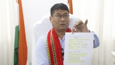 Photo of 8 दिन बाद विधायक सुदीप रॉय बर्मन को चुनौती देने के लिए मंत्री विकास देबवर्मा सामने आए