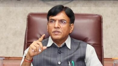 Photo of डॉ. मनसुख मंडाविया ने सेवानिवृत्त खिलाड़ियों से रीसेट कार्यक्रम के लिए आवेदन करने का आह्वान किया