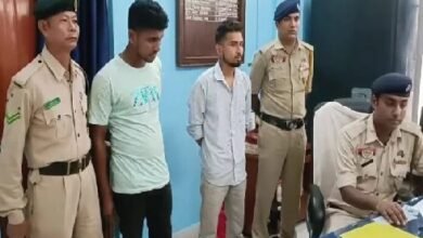 Photo of दो युवकों को गिरफ्तार