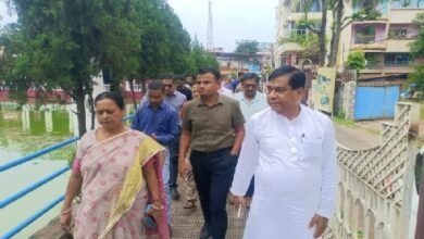 Photo of युवा समाज क्लब से सटे तालाब को आधुनिक सिस्टम से व्यवस्थित किया जाएगा, अगरतला नगर निगम के मेयर ने दौरा किया