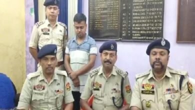 Photo of ट्रैफिक पुलिस से दो ने की बदसलूकी, एक गिरफ्तार