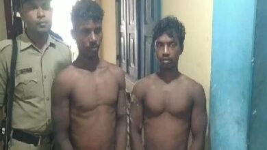 Photo of पुलिस की गाड़ी से भागने के बाद आरोपी बच्चन मुंडा और बादल मुंडा को गिरफ्तार कर लिया गया है