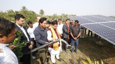 Photo of केंद्रीय खाद्य मंत्री ने चारिलम ब्लॉक के अमतली गांव का दौरा किया, पीएम ने देश के आर्थिक विकास के लिए कृषि और कृषि से संबंधित क्षेत्रों को अत्यधिक महत्व दिया