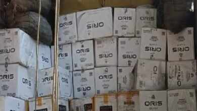 Photo of भारी मात्रा में विदेशी सिगरेट के साथ लॉरी और ड्राइवर गिरफ्तार