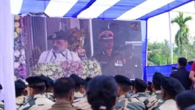 Photo of केंद्रीय गृह मंत्री ने अगरतला भूमि बंदरगाह पर बीजीएफ आवास का वस्तुतः उद्घाटन किया
