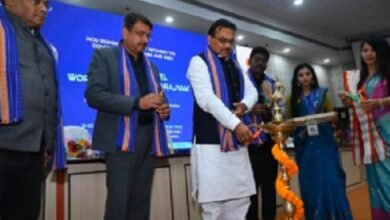 Photo of राज्य सरकार और डिजिटल इंडिया के साथ समझौता ज्ञापन पर हस्ताक्षर भसिनी डिवीजन, त्रिपुरा भसिनी राज्यम के साथ समझौता ज्ञापन पर हस्ताक्षर करने वाला पूर्वोत्तर क्षेत्र का पहला राज्य बन गया: आईटी मंत्री