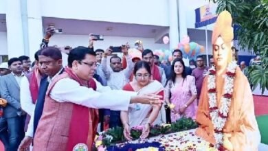 Photo of राष्ट्रीय युवा दिवस समारोह, स्वामी विवेकानंद युवाओं के लिए शाश्वत प्रेरणा के स्रोत हैं: मंत्री टिंकू रॉय