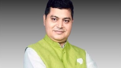 Photo of दमचरा ब्लॉक में समीक्षा बैठक में केंद्रीय जल शक्ति राज्य मंत्री ने कहा कि केंद्र सरकार ने पहाड़ी क्षेत्रों में आदिवासी लोगों के जीवन स्तर में सुधार को विशेष महत्व दिया है