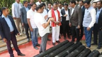 Photo of राज्यपाल ने कमलाछारा एडीसी गांव में गहरे ट्यूबवेल उत्खनन का निरीक्षण किया