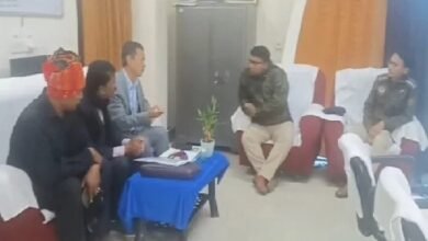 Photo of अपनी बेटी को खोने वाले माता-पिता को न्याय दिलाने के लिए विधायक ने थाने का दरवाजा खटखटाया