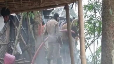 Photo of भीषण आग से मकान और दुकानें बमुश्किल बच पाईं