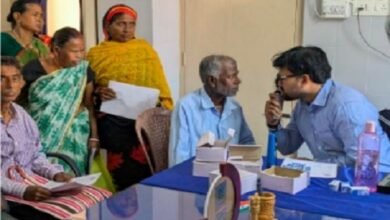 Photo of कांकरबन प्राथमिक स्वास्थ्य केंद्र में नेत्र परीक्षण एवं मोतियाबिंद जांच शिविर