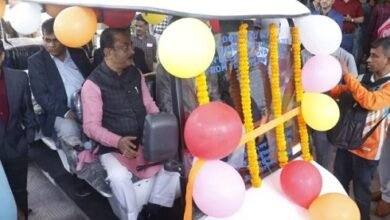 Photo of सांसद राजीव भट्टाचार्य ने सांसद क्षेत्र विकास निधि से जीबी अस्पताल को दो टॉमटॉम दिये