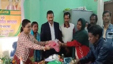 Photo of सर्दियों के कपड़ों का वितरण, वरिष्ठ नागरिकों के लिए स्वागत समारोह और एलईडी लाइटों का वितरण