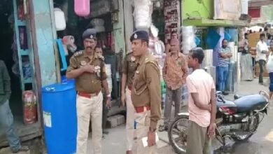 Photo of यातायात पुलिस और अगरतला नगर निगम फुटपाथ अतिक्रमण मुक्त करने के लिए मैदान में