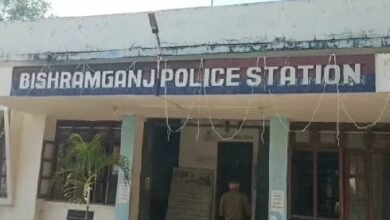 Photo of गृहिणी और उसके पति पर ग्रामीणों ने इसलिए हमला किया क्योंकि उन्होंने अपने प्रेमी से शादी की थी