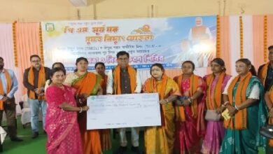 Photo of नगर निगम के मध्य जोन द्वारा प्रधानमंत्री सूर्य घर मुफ्त बिजली योजना पर जन जागरूकता एवं पंजीकरण शिविर का आयोजन, सरकार का लक्ष्य 2030 तक 500 गीगावाट बिजली उत्पादन करना: महापौर