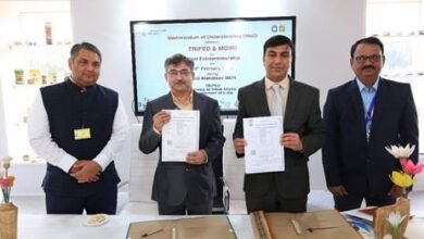 Photo of ट्राइफेड ने मीशो, आईएफसीए और महात्मा गांधी ग्रामीण औद्योगिकीकरण संस्थान के साथ समझौता ज्ञापन पर हस्ताक्षर किए