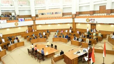 Photo of वित्तीय वर्ष 2025-26 के लिए व्यय आवंटन का प्रस्ताव स्वीकृत किया गया ऑनलाइन डेस्क, 28 मार्च, 2025. .  विधानसभा सत्र के दूसरे भाग में आज वित्तीय वर्ष 2025-26 के लिए 32,423.44 करोड़ रुपये के व्यय आवंटन का प्रस्ताव पारित किया गया। वित्त मंत्री प्रणजीत सिंह रॉय ने 21 मार्च को वित्तीय वर्ष 2025-26 के लिए बजट प्रस्ताव को मंजूरी के लिए विधानसभा में पेश किया। प्रस्तावित बजट पर आज संपन्न हुई सामान्य चर्चा के बाद विपक्षी सदस्यों द्वारा लाए गए 73 छंटनी प्रस्तावों को सर्वसम्मति से खारिज कर दिया गया। विधायक गोपाल चंद्र रॉय और विधायक सुदीप रॉय बर्मन ने छंटनी प्रस्ताव के समर्थन में बात की। छंटनी के प्रस्ताव को अस्वीकार कर दिए जाने के बाद, 2025-26 वित्तीय वर्ष के लिए प्रस्तावित व्यय आवंटन को सर्वसम्मति से अपनाया गया।