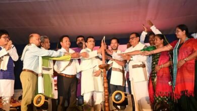 Photo of खेल मंत्री ने तीन दिवसीय ब्यू परब उत्सव एवं मेले का औपचारिक उद्घाटन करते हुए कहा कि राज्य की वर्तमान सरकार राज्य के हर समुदाय की पारंपरिक संस्कृति एवं परंपराओं को संरक्षित करने के लिए कृतसंकल्प है
