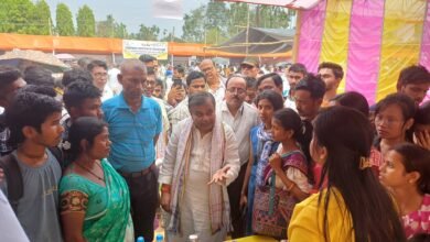 Photo of कौशल जागरूकता एवं प्लेसमेंट ड्राइव कार्यक्रम का उद्घाटन, विद्यार्थियों को कार्यस्थल पर कौशल हासिल करने के लिए तैयार रहना चाहिए: कृषि मंत्री