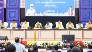 Photo of विकसित त्रिपुरा 2047 दस्तावेज का अनावरण करते हुए मुख्यमंत्री ने कहा कि विकास के पथ पर आगे बढ़ने का राज्य सरकार का लक्ष्य एक विकसित और बेहतर त्रिपुरा का निर्माण करना है