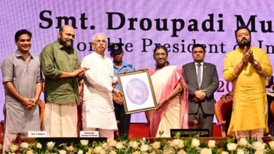 Photo of देश के जनसांख्यिकीय लाभांश के प्रभावी उपयोग के लिए महिलाओं की सक्रिय भागीदारी आवश्यक है: राष्ट्रपति द्रौपदी मुर्मु