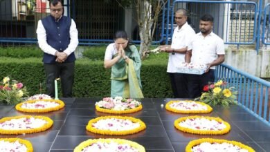 Photo of महात्मा गांधी जयंती समारोह: उद्योग एवं वाणिज्य मंत्री ने दी श्रद्धांजलि