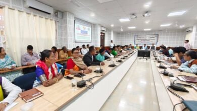 Photo of गोमती ज़िलावार समीक्षा बैठक, केंद्र और राज्य सरकार की विभिन्न विकास परियोजनाओं का लाभ लोगों तक सही समय पर पहुँचाया जाए: पंचायत मंत्री