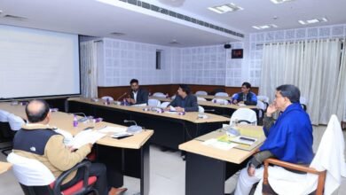Photo of रिव्यू मीटिंग में मुख्यमंत्री ने कहा, पारंपरिक इंडस्ट्रीज़ से हटकर नए इंडस्ट्रियल कामों पर फोकस होना चाहिए