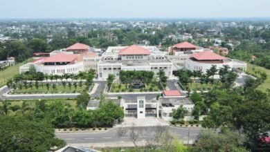 Photo of शनिवार को लोक भवन घूमा जा सकेगा