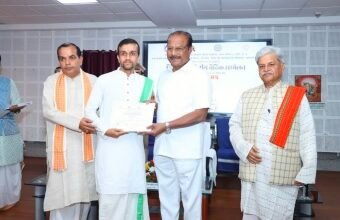 Photo of गवर्नर ने संस्कृत भाषा को और पॉपुलर बनाने की अपील की