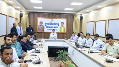Photo of CM समीपेशु एजेंडा, CM ने धलाई जिले के 35 लोगों की अलग-अलग समस्याओं को वर्चुअली बात करके हल किया
